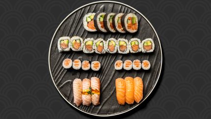 Laks Lover menu med varieret sushi hos sushi restaurant i Næstved